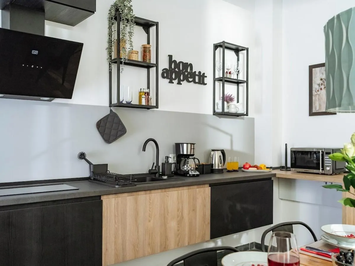 Central 22 Apartment - New Building & Parking Bucarest 0*,